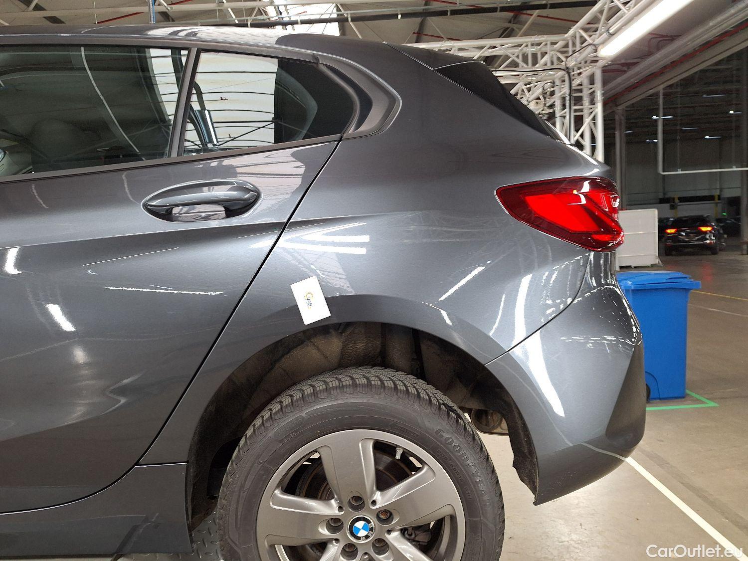  Bmw  Serie 1 BMW, 1-serie '19, BMW 1 Reeks Hatch 116d (85 kW) 5d #23