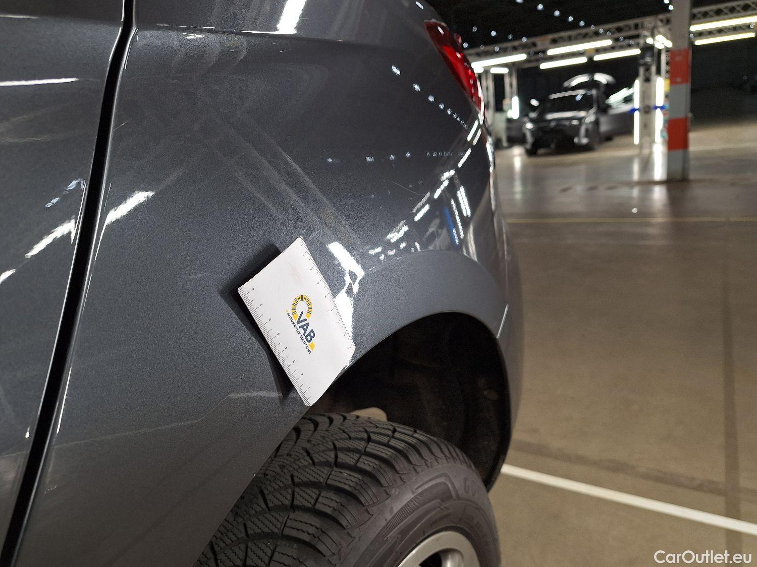  Bmw  Serie 1 BMW, 1-serie '19, BMW 1 Reeks Hatch 116d (85 kW) 5d #24