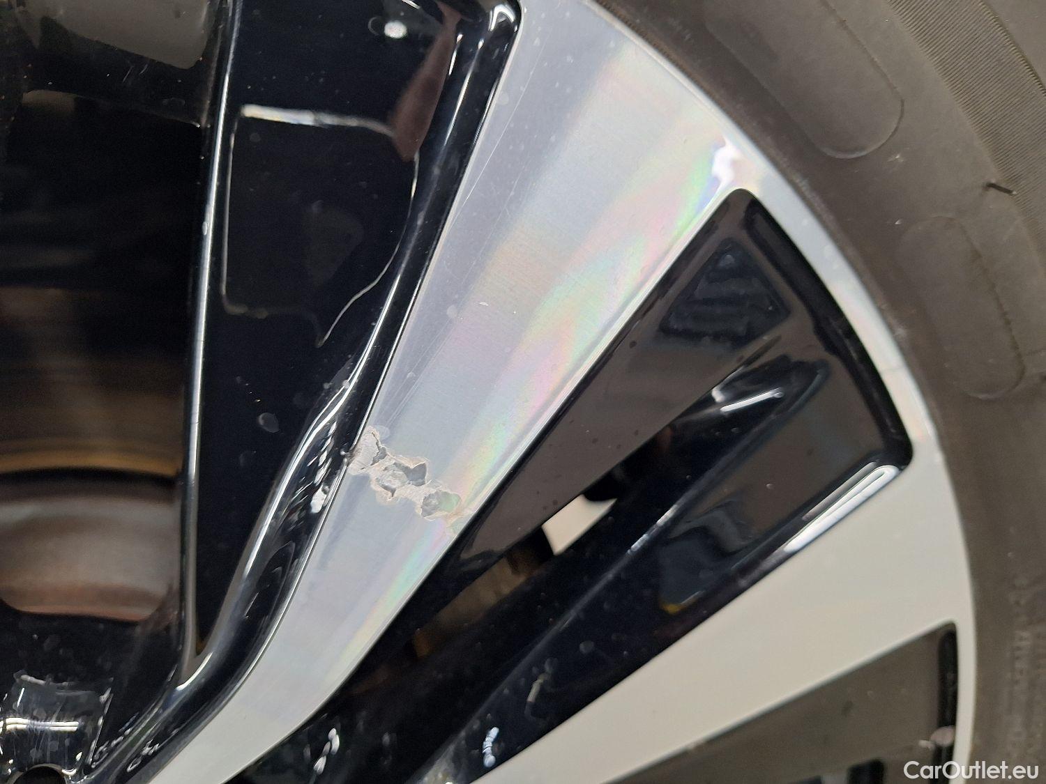  Mercedes  GLA Mercedes,  '20, Mercedes-Benz   180 d Business Solution 5d #4