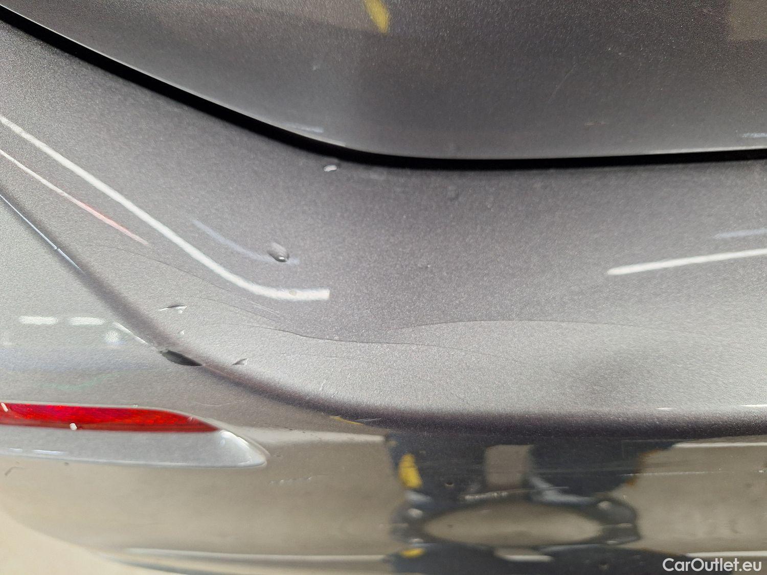  Mercedes  A-Klasse Mercedes, A-Class Berline '18, Mercedes-Benz  Limousine A 180 d DCT Busin #38