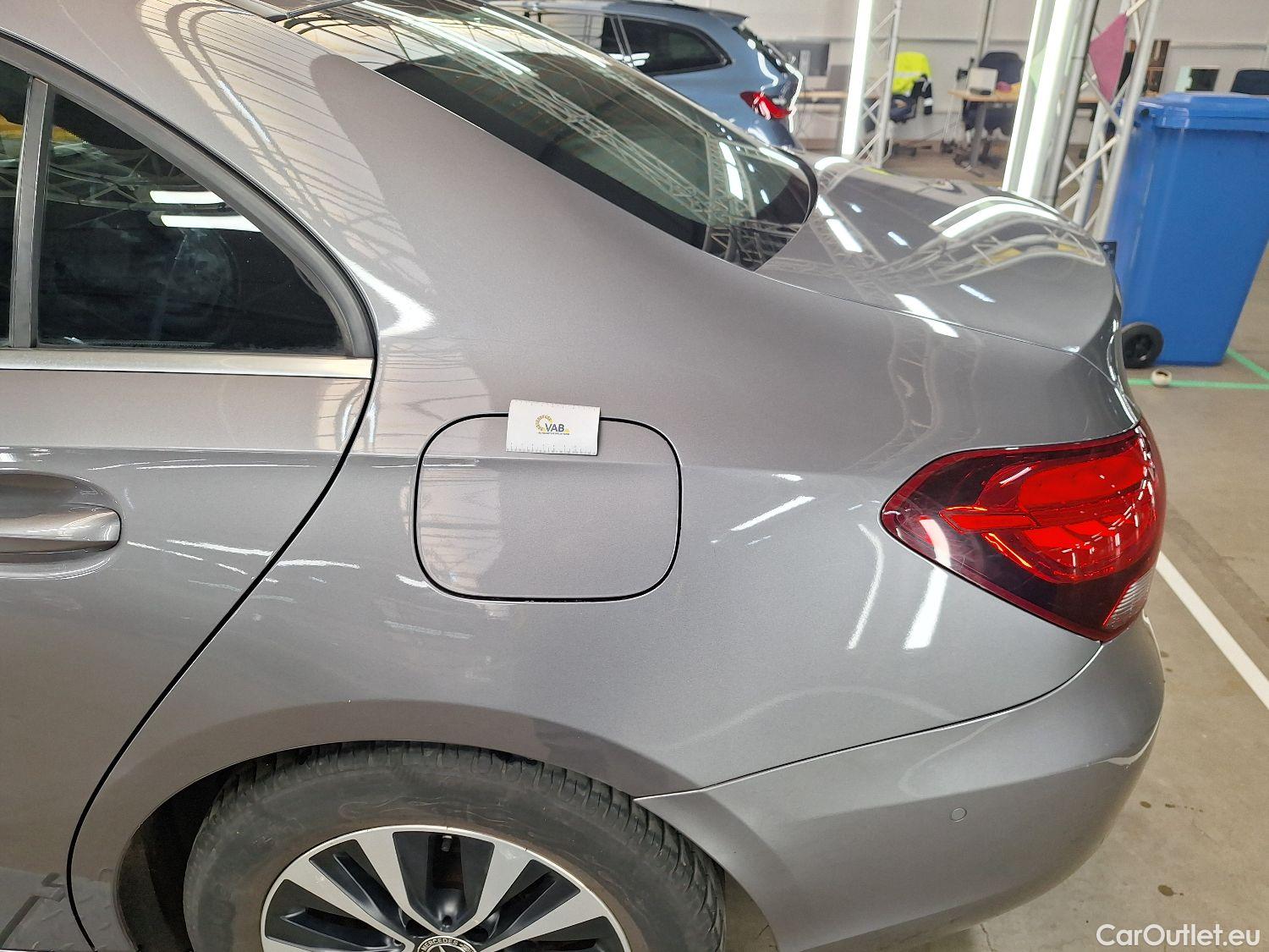  Mercedes  A-Klasse Mercedes, A-Class Berline '18, Mercedes-Benz  Limousine A 180 d DCT Busin #77