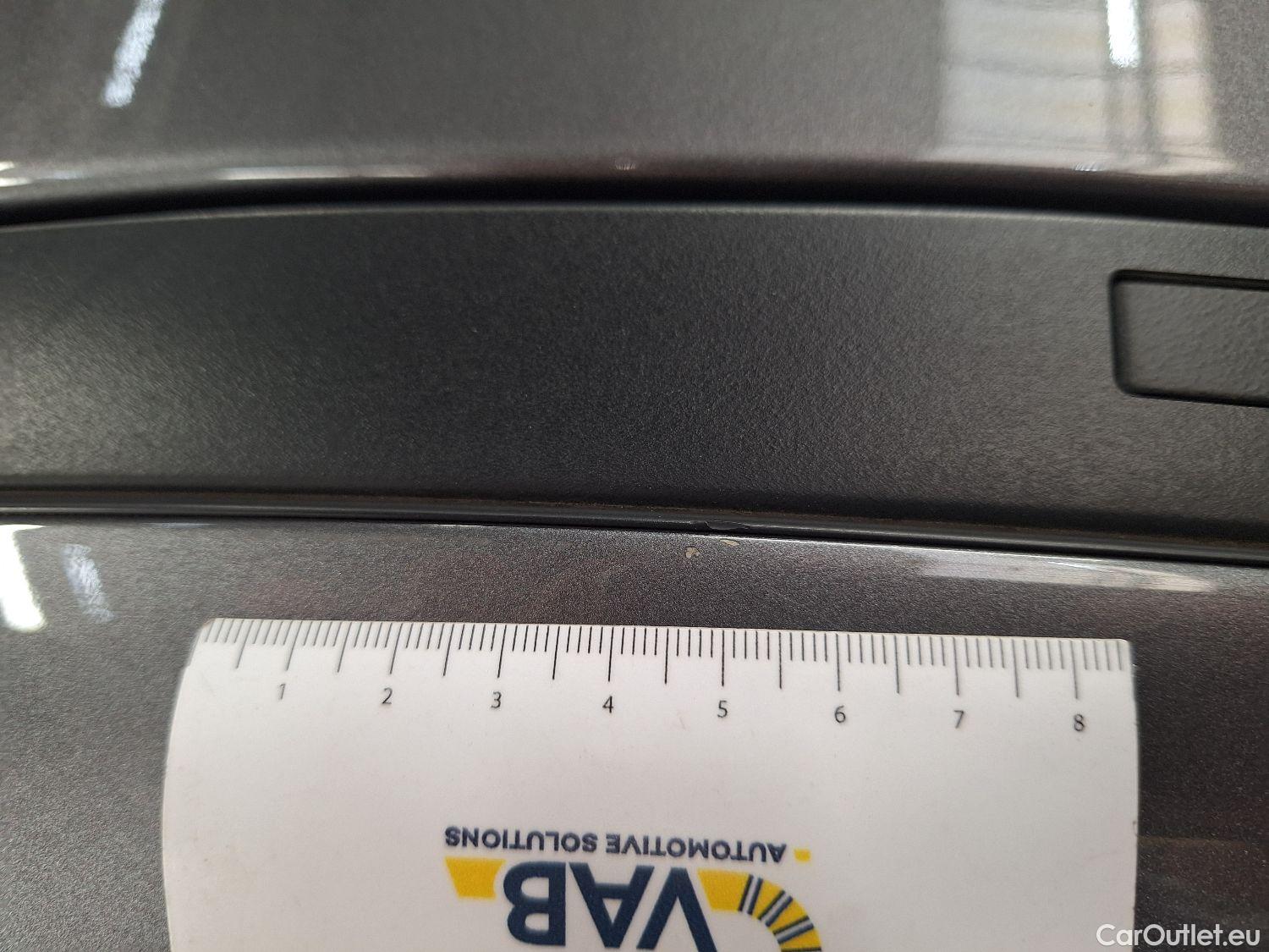  Mercedes  A-Klasse Mercedes, A-Class Berline '18, Mercedes-Benz  Limousine A 180 d DCT Busin #74