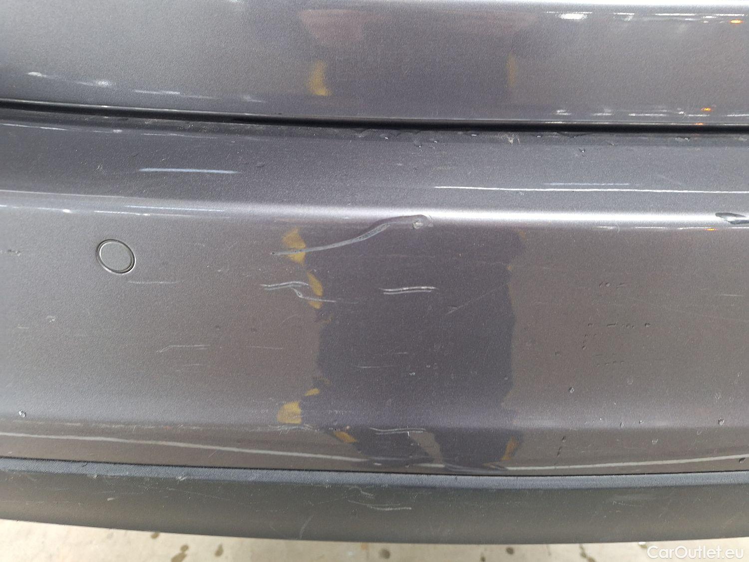  Mercedes  A-Klasse Mercedes, A-Class Berline '18, Mercedes-Benz  Limousine A 180 d DCT Busin #43