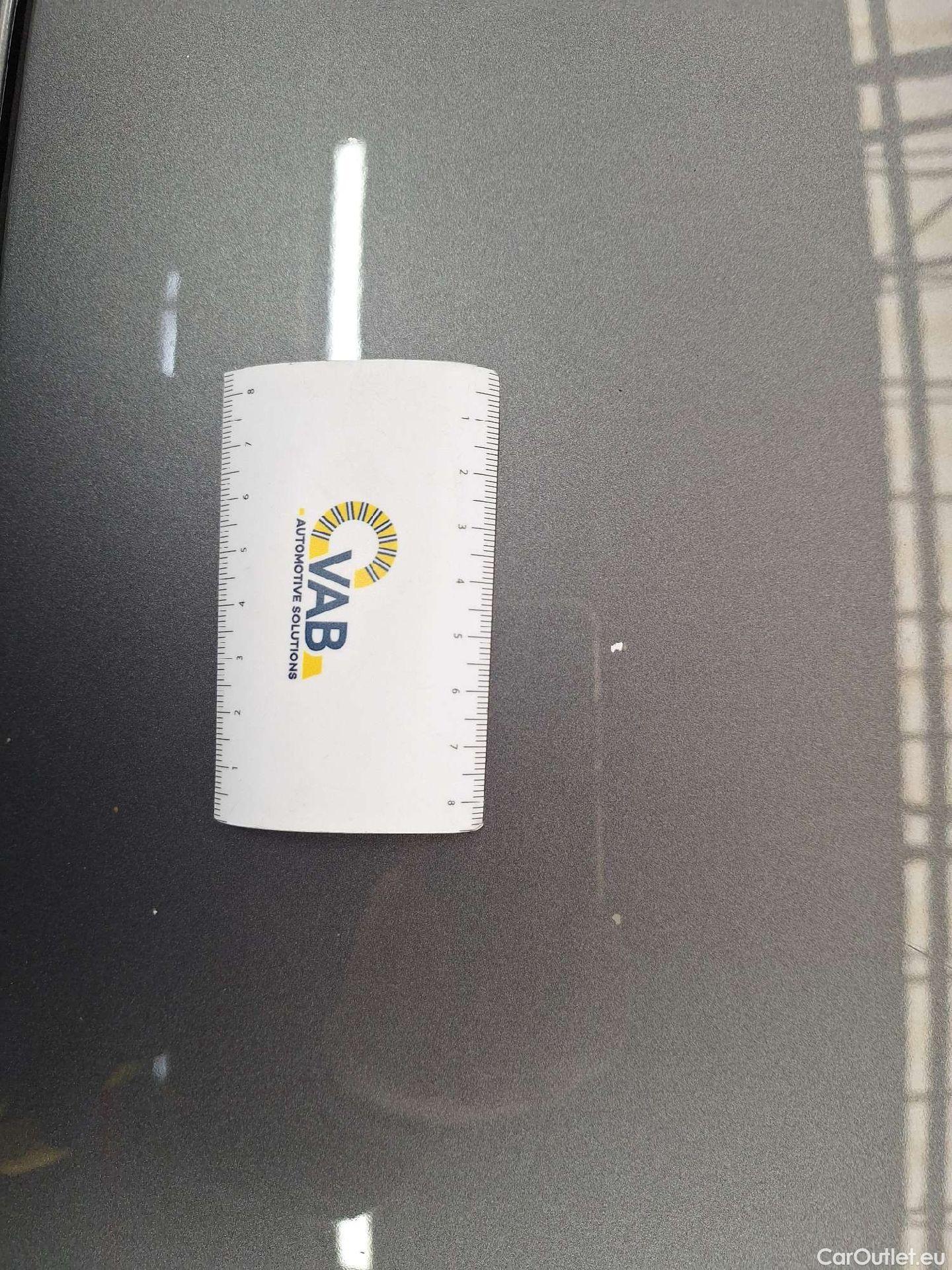  Mercedes  A-Klasse Mercedes, A-Class Berline '18, Mercedes-Benz  Limousine A 180 d DCT Busin #86