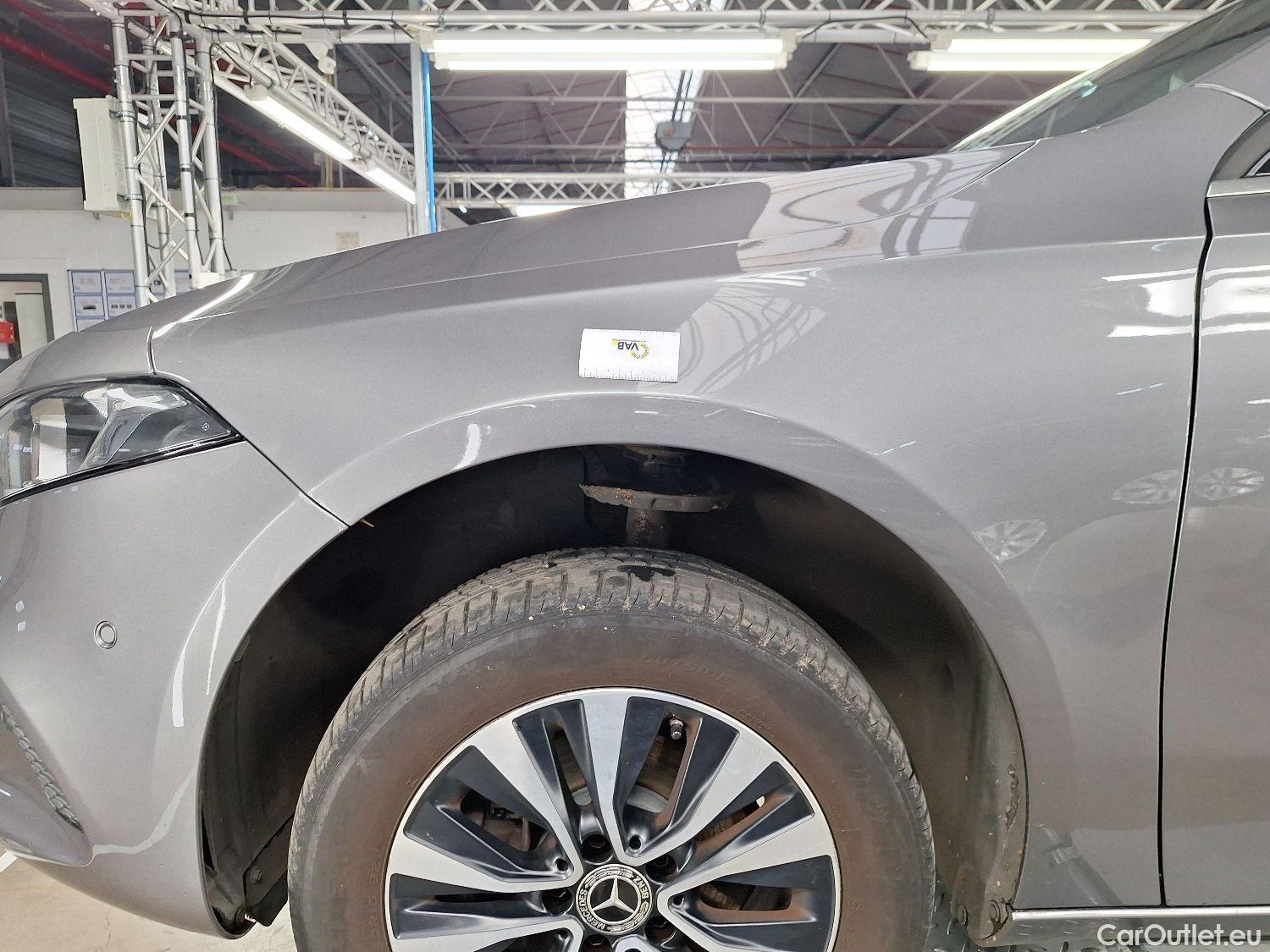  Mercedes  A-Klasse Mercedes, A-Class Berline '18, Mercedes-Benz  Limousine A 180 d DCT Busin #71