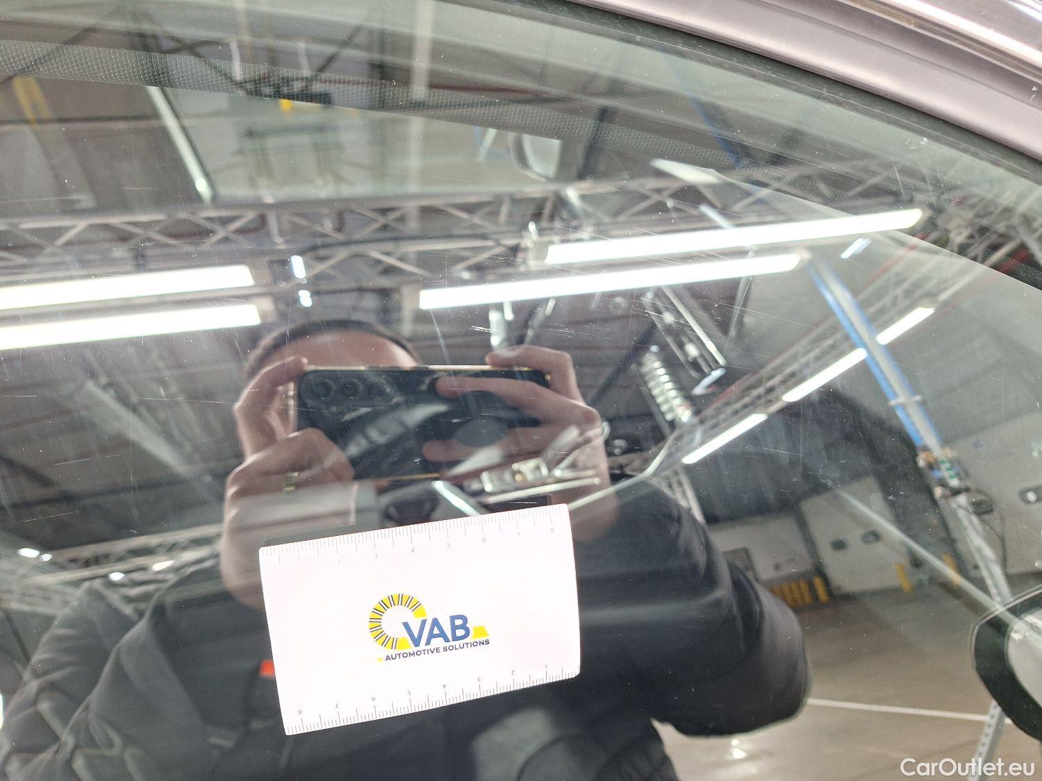  Peugeot  5008 Peugeot,  '16, Peugeot  1.6 PureTech 132kW S&S EAT8 GT Line 5 #34