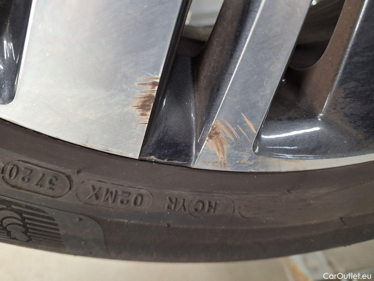  Peugeot  5008 Peugeot,  '16, Peugeot  1.6 PureTech 132kW S&S EAT8 GT Line 5 #13