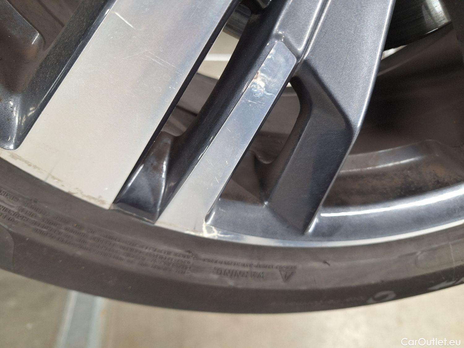  Peugeot  5008 Peugeot,  '16, Peugeot  1.6 PureTech 132kW S&S EAT8 GT Line 5 #5