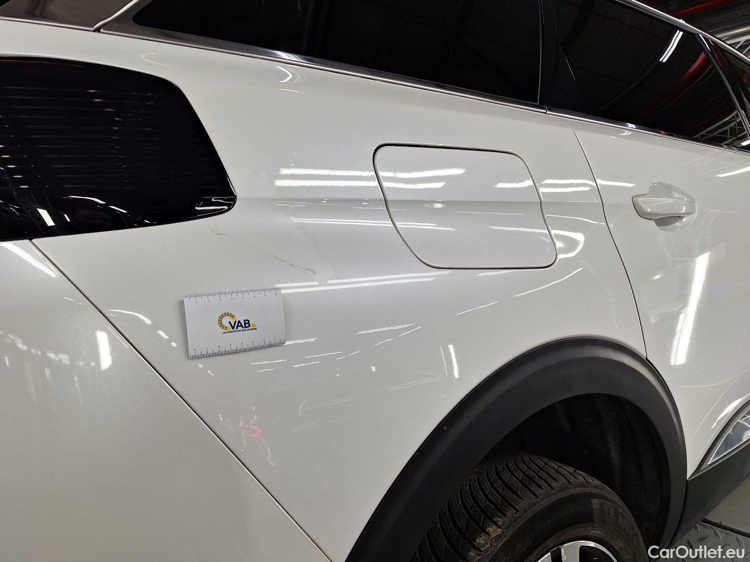  Peugeot  5008 Peugeot,  '16, Peugeot  1.6 PureTech 132kW S&S EAT8 GT Line 5 #17