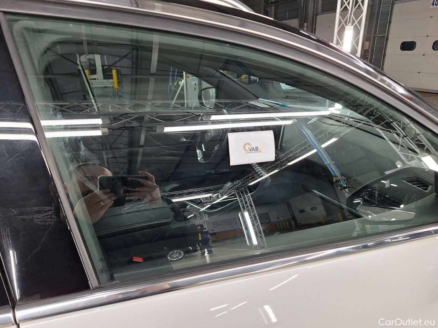  Peugeot  5008 Peugeot,  '16, Peugeot  1.6 PureTech 132kW S&S EAT8 GT Line 5 #33