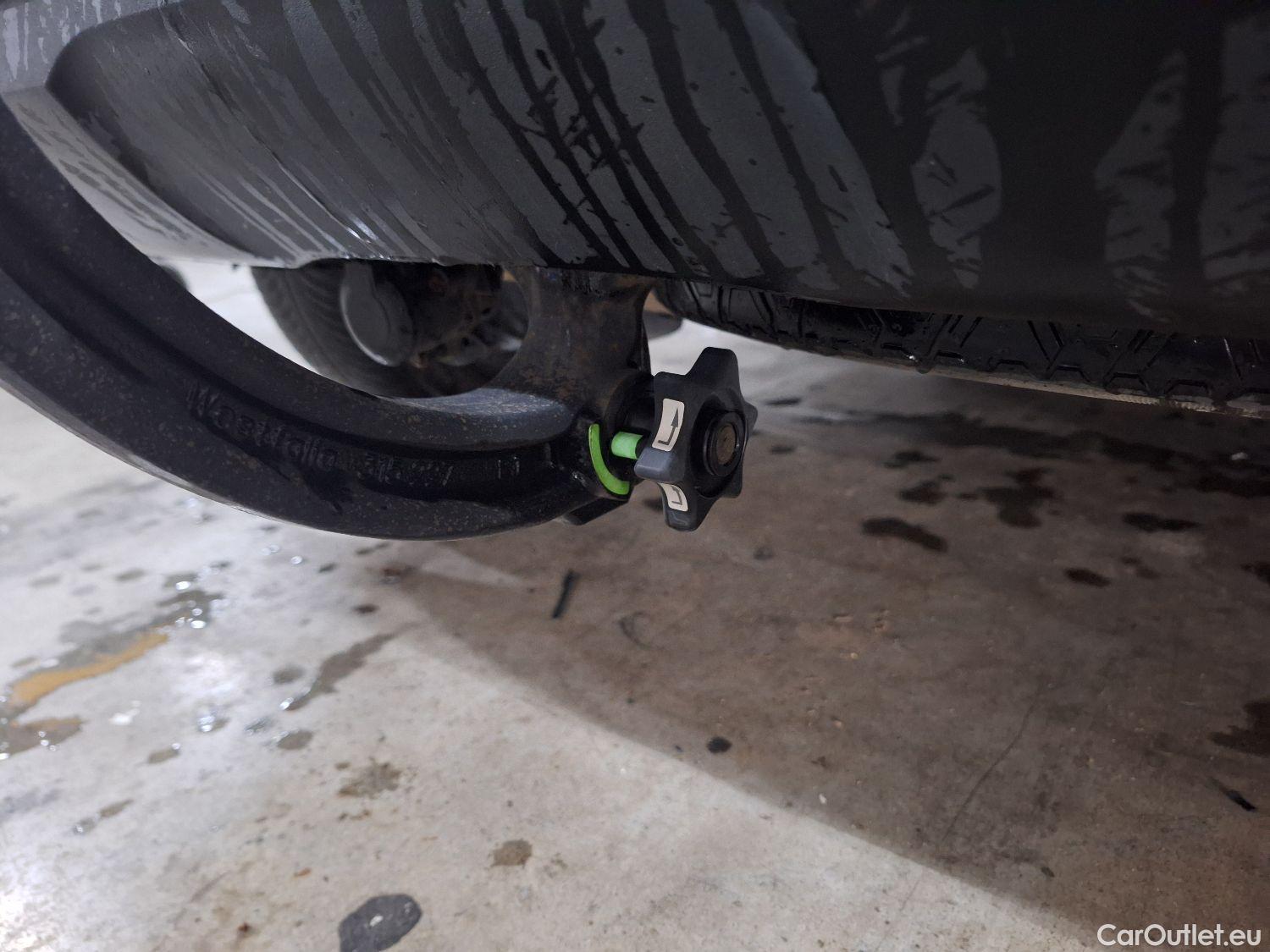  Peugeot  5008 Peugeot,  '16, Peugeot  1.6 PureTech 132kW S&S EAT8 GT Line 5 #2