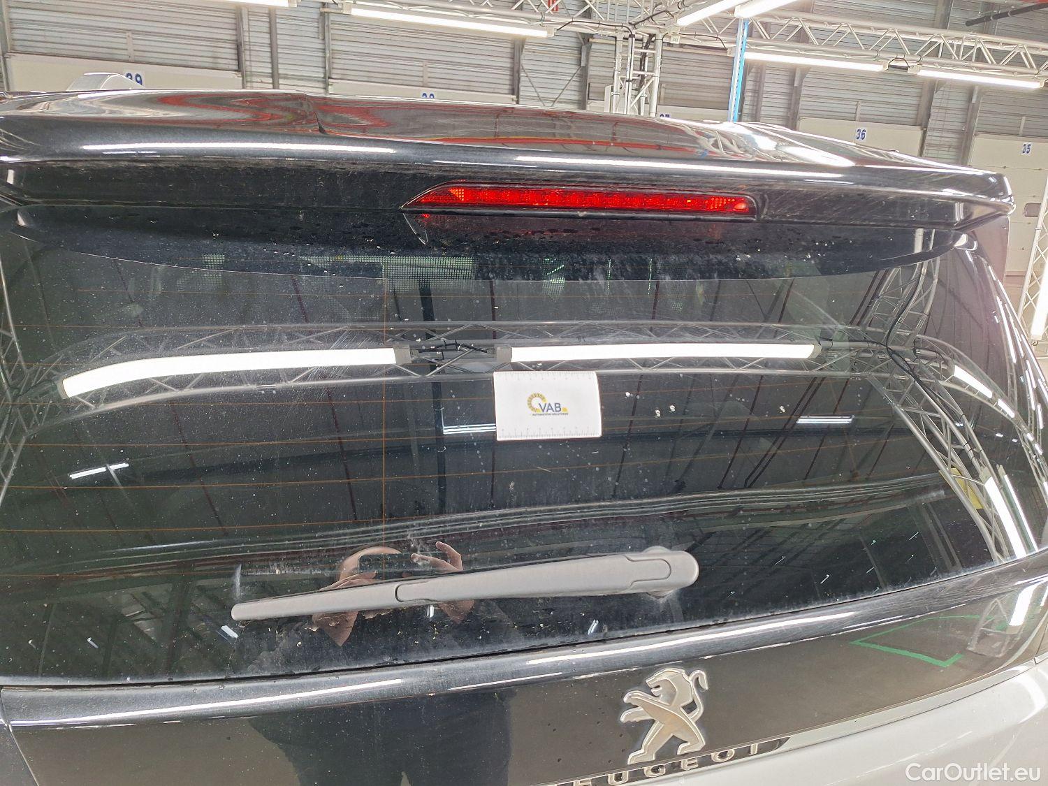  Peugeot  5008 Peugeot,  '16, Peugeot  1.6 PureTech 132kW S&S EAT8 GT Line 5 #25