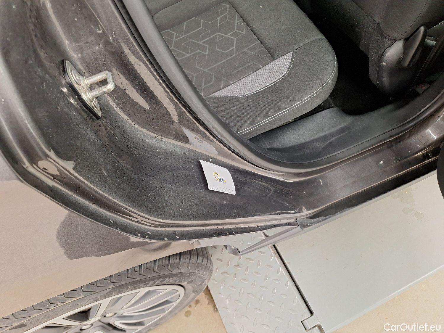  Peugeot  2008 Peugeot,  FL'16, Peugeot  1.2 Puretech 61kW S&S Active 5d #19