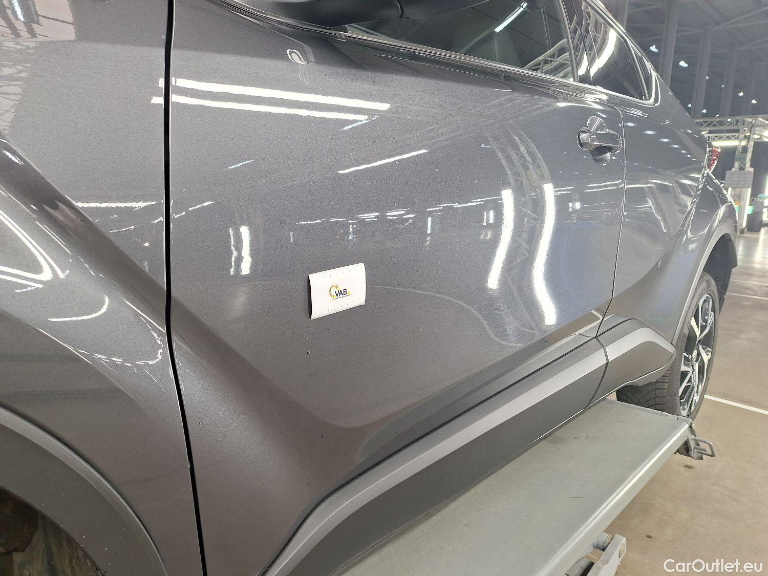  Toyota  C-HR Toyota,  '16, Toyota  1.8 VVT i-Hybrid C-Lub Aut. 5d #15