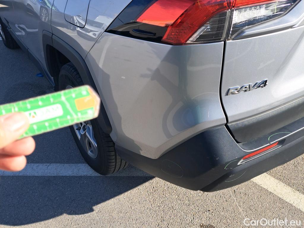  Toyota  RAV4 TOYOTA  / 2018 / 5P / todoterreno 2.5l 220H Business #36