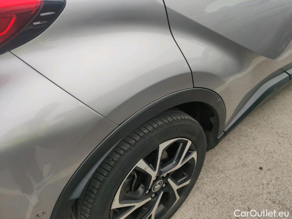  Toyota  C-HR TOYOTA  / 2016 / 5P / todoterreno 1.8 125H Advance (CX) #32