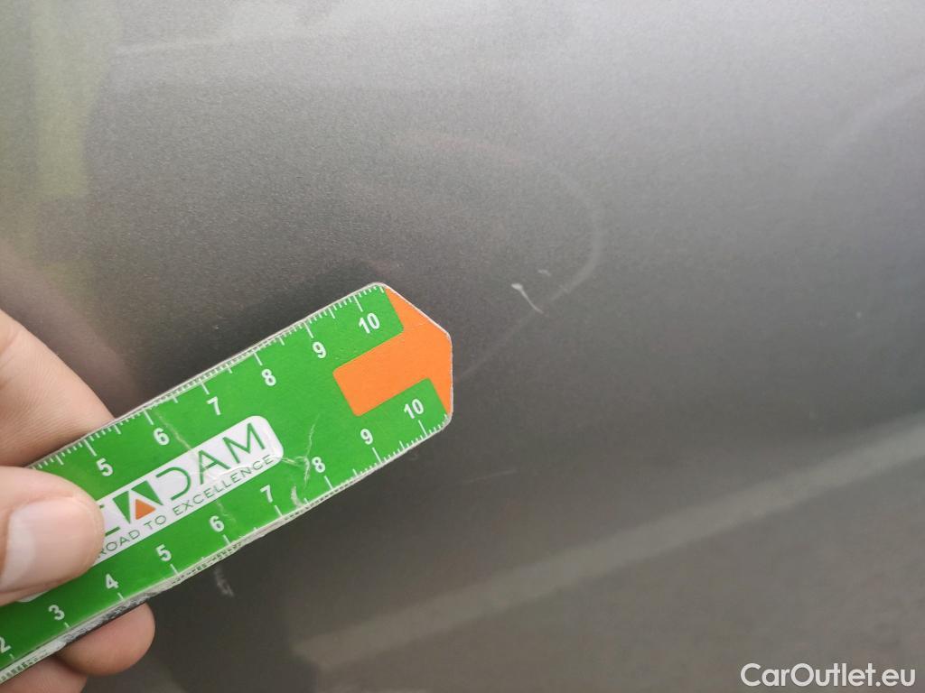  Toyota  C-HR TOYOTA  / 2016 / 5P / todoterreno 1.8 125H Advance (CX) #11