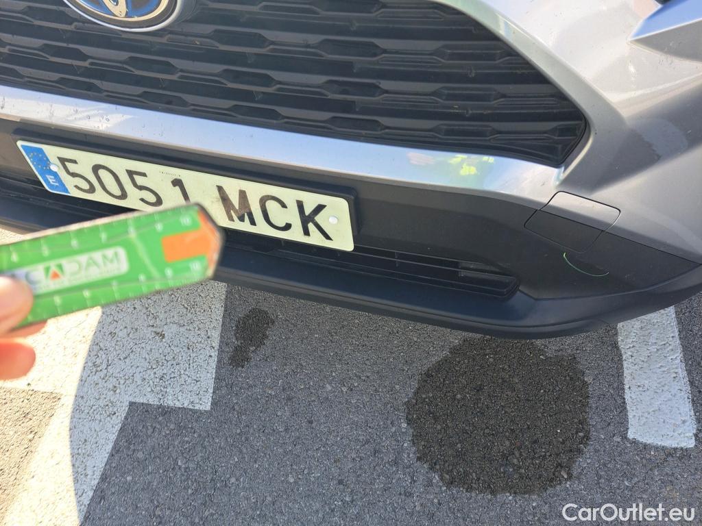  Toyota  RAV4 TOYOTA  / 2018 / 5P / todoterreno 2.5l 220H Business #30