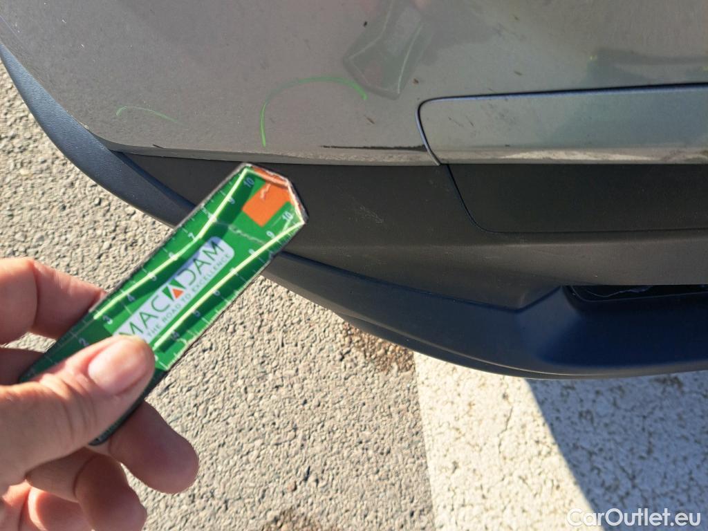  Toyota  RAV4 TOYOTA  / 2018 / 5P / todoterreno 2.5l 220H Business #18