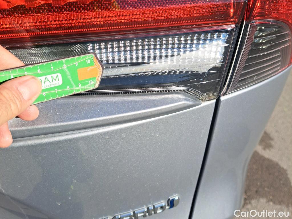  Toyota  RAV4 TOYOTA  / 2018 / 5P / todoterreno 2.5l 220H Business #4