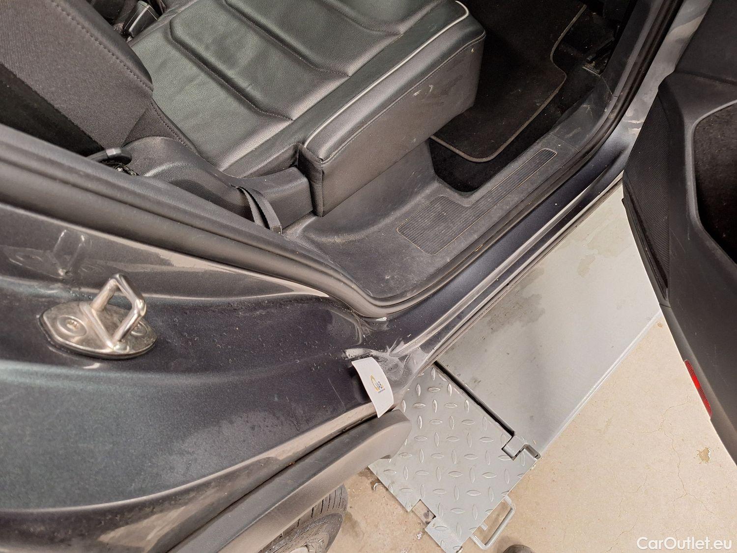  Volkswagen  Tiguan VW,  Allspace '17, Volkswagen  Allspace 2.0 TDI SCR DSG7 Platin #47