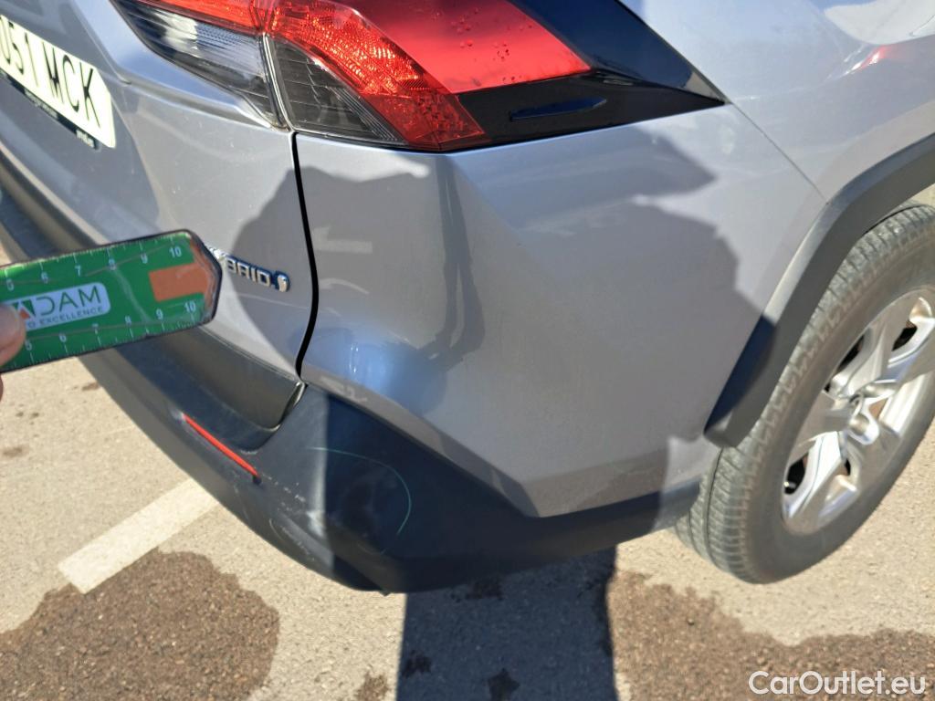  Toyota  RAV4 TOYOTA  / 2018 / 5P / todoterreno 2.5l 220H Business #19