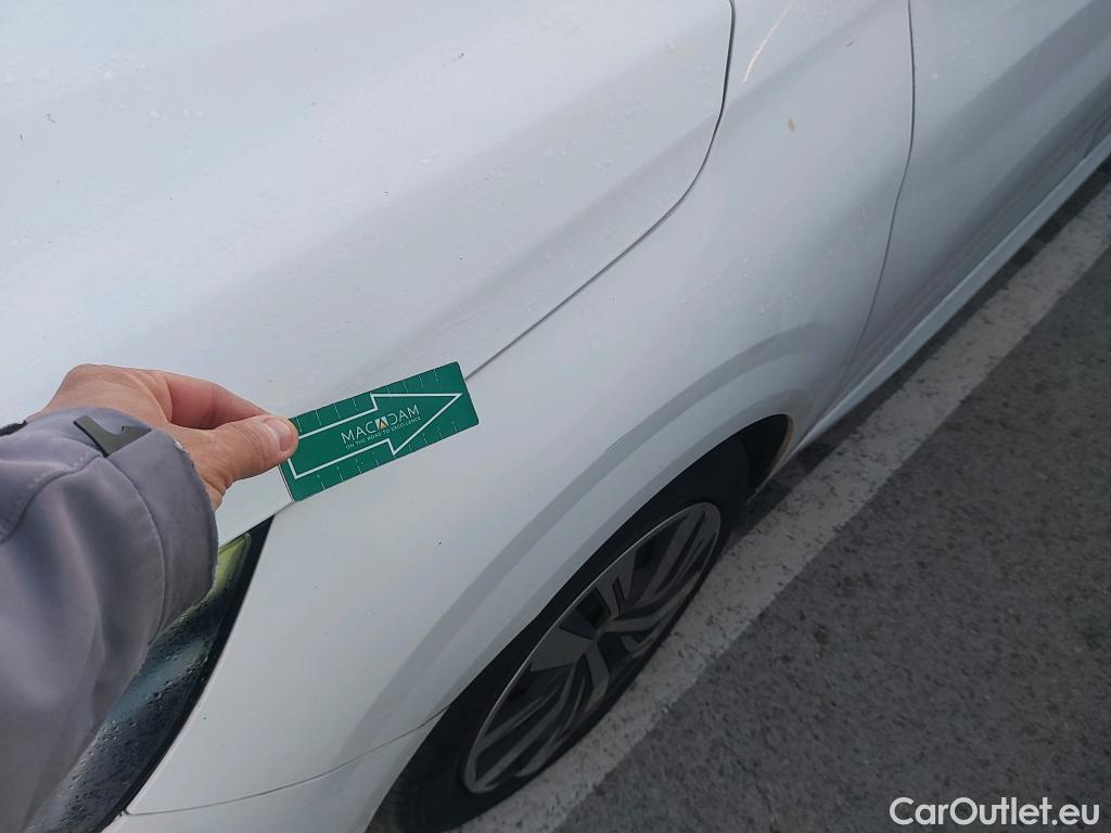  Peugeot  208 PEUGEOT  / 2019 / 5P / berlina con portón BlueHDi 73kW (100CV) Active #27