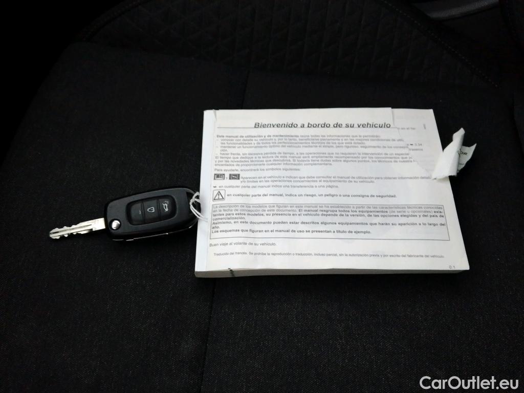  Renault  Clio RENAULT  / 2019 / 5P / berlina con portón Equilibre TCe 67 kW (91CV) (AC) #5