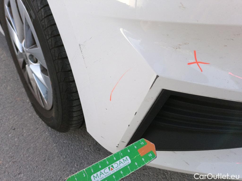  Skoda  Fabia SKODA  / 2021 / 5P / berlina con portón 1.0 TSI 70kW (95CV) Ambition (AC2) #10