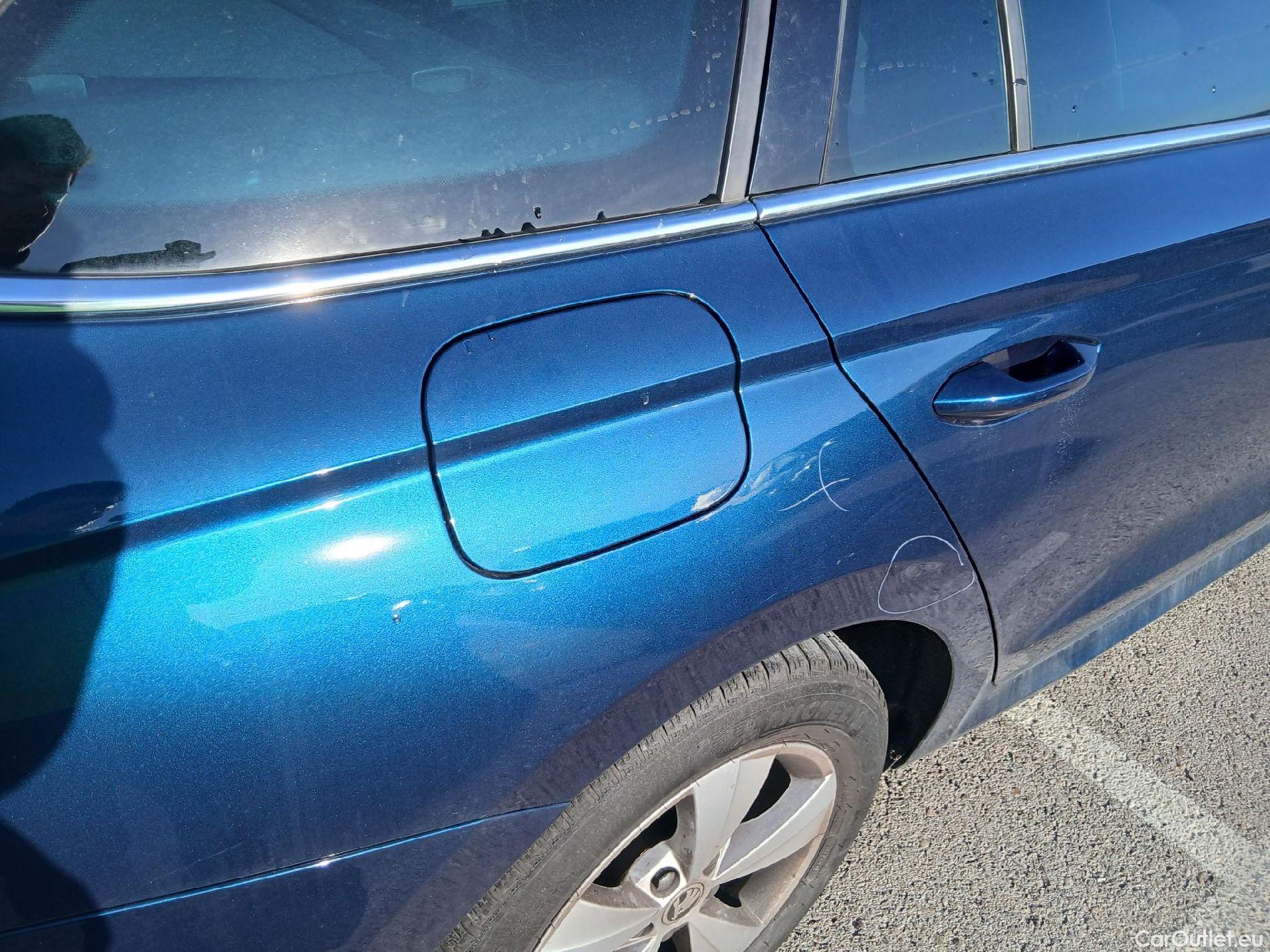  Skoda  Octavia SKODA  / 2020 / 5P / familiar Combi 2.0 TDI 85kW(115CV) DSG Ambition #25