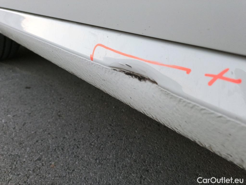  Skoda  Fabia SKODA  / 2021 / 5P / berlina con portón 1.0 TSI 70kW (95CV) Ambition (AC2) #2