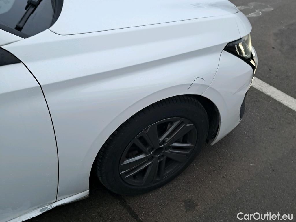  Peugeot  308 PEUGEOT  / 2021 / 5P / berlina con portón 5P Active Pack BlueHDi 130 S&S MAN #15