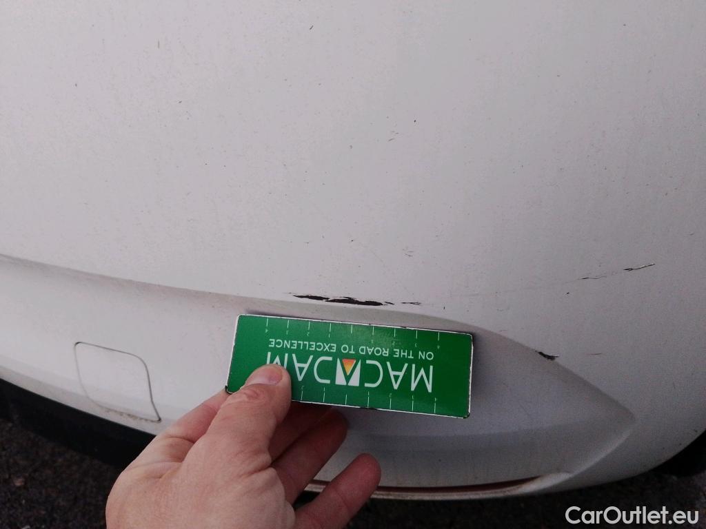  Renault  Clio RENAULT  / 2019 / 5P / berlina con portón Equilibre TCe 67 kW (91CV) (AC) #10