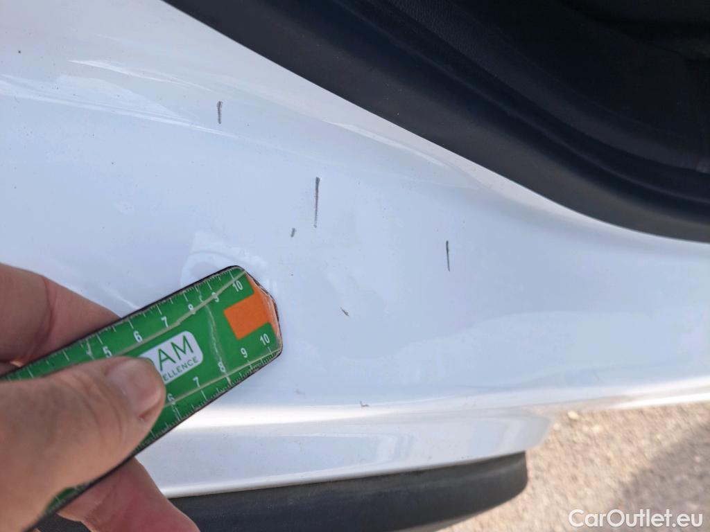  Renault  Captur RENAULT  / 2019 / 5P / todoterreno Intens TCe 90 (AC) #6