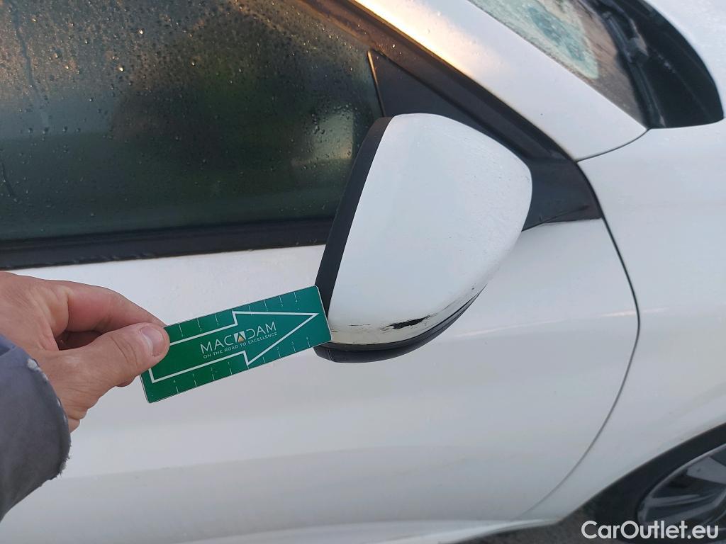  Peugeot  208 PEUGEOT  / 2019 / 5P / berlina con portón BlueHDi 73kW (100CV) Active #25