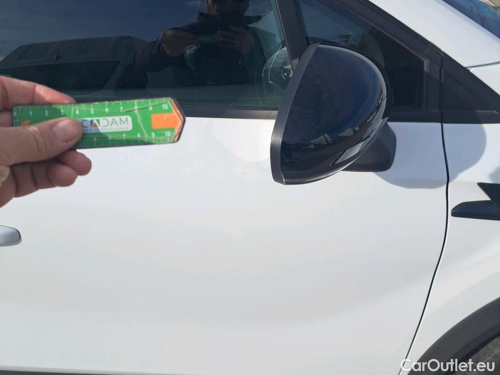  Renault  Captur RENAULT  / 2019 / 5P / todoterreno Intens TCe 90 (AC) #27