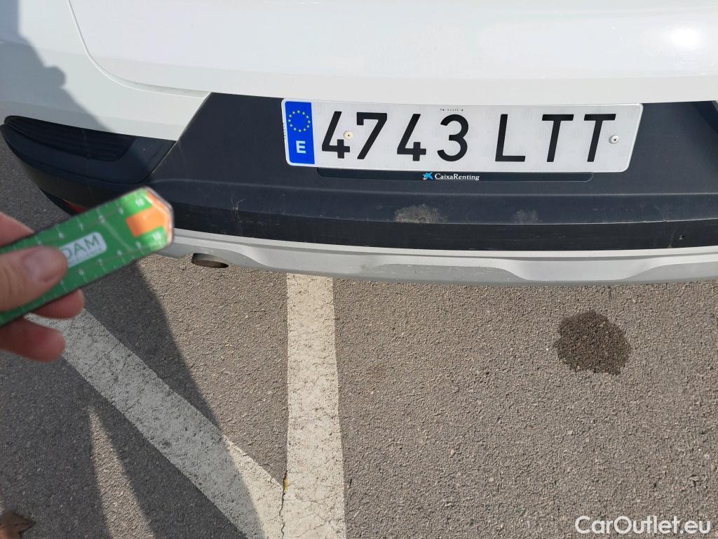  Renault  Captur RENAULT  / 2019 / 5P / todoterreno Intens TCe 90 (AC) #16