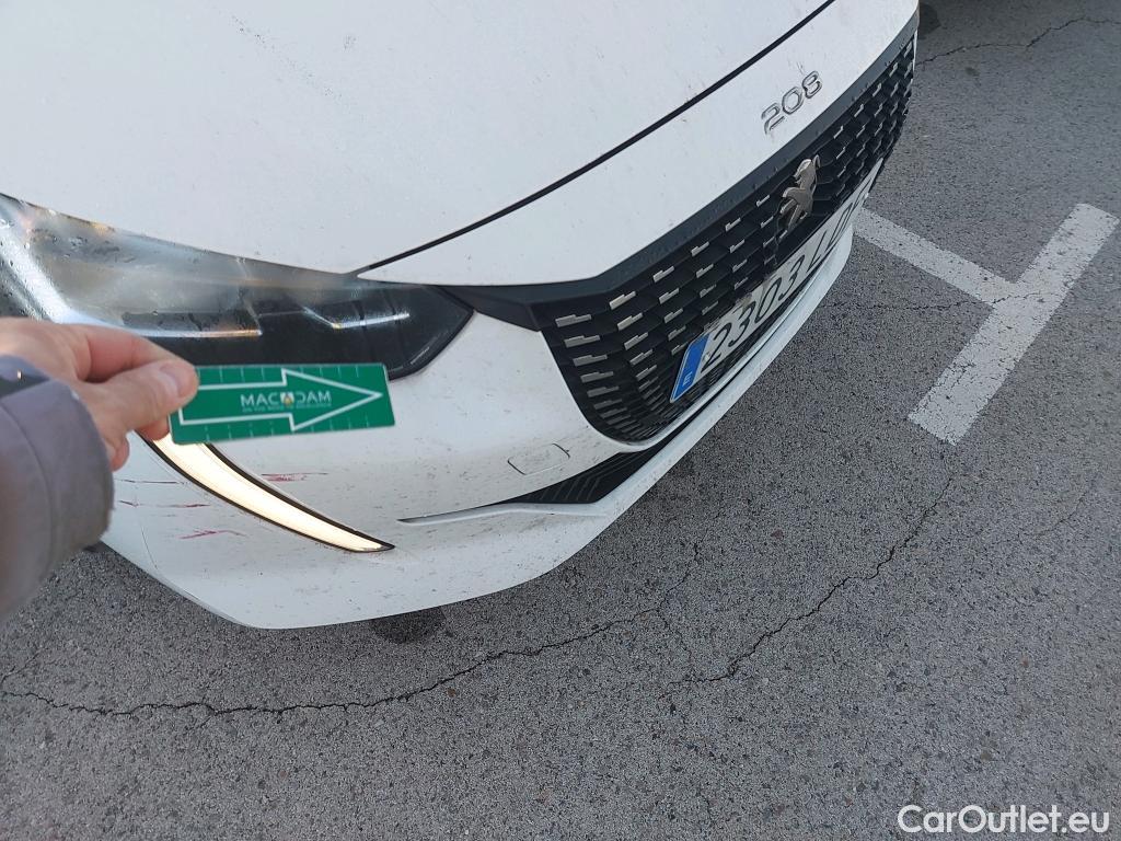  Peugeot  208 PEUGEOT  / 2019 / 5P / berlina con portón BlueHDi 73kW (100CV) Active #17