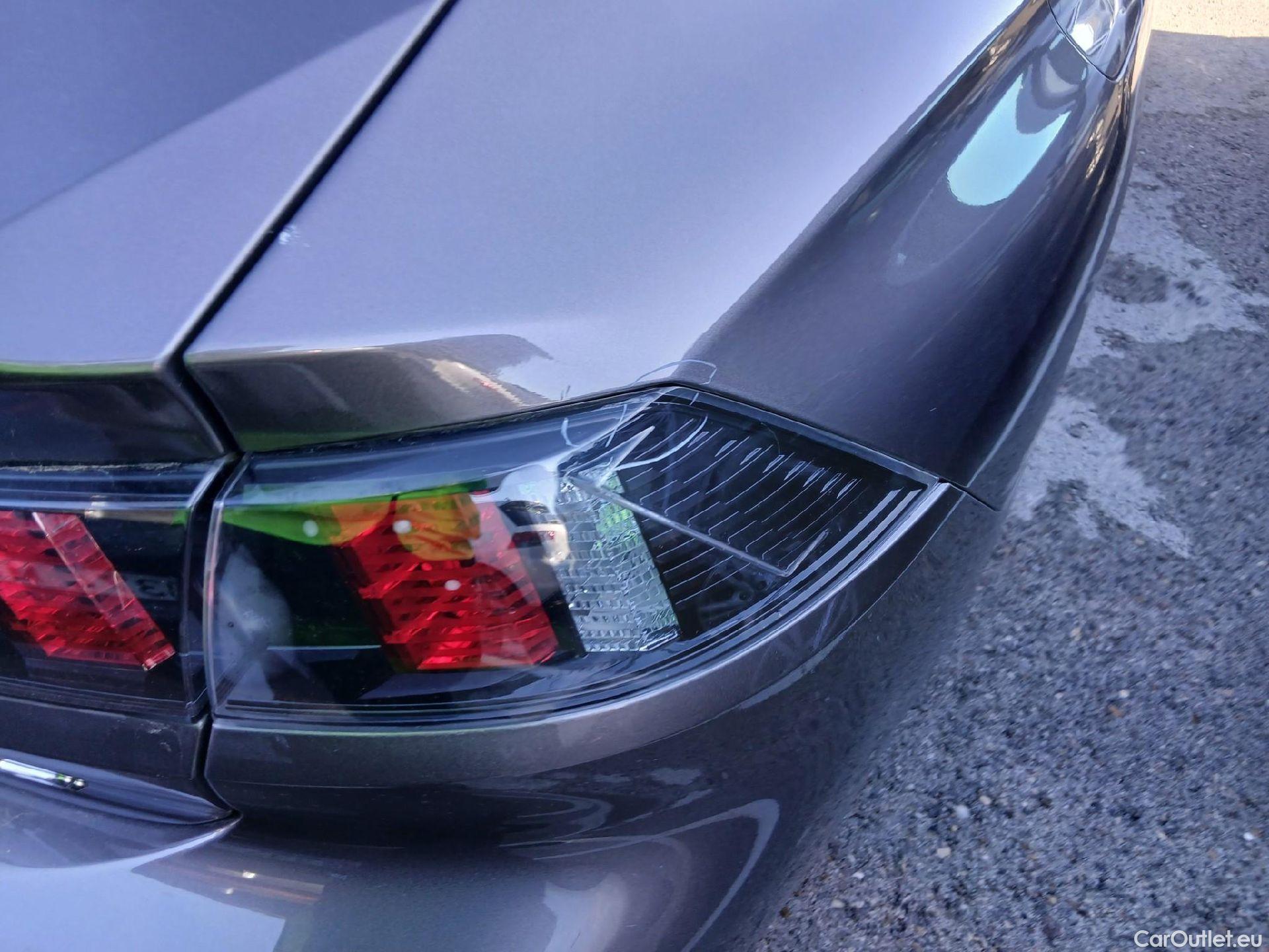  Peugeot  508 PEUGEOT  / 2018 / 5P / berlina con portón 5P Active Pack BlueHDi 130 S&S EAT8 #14