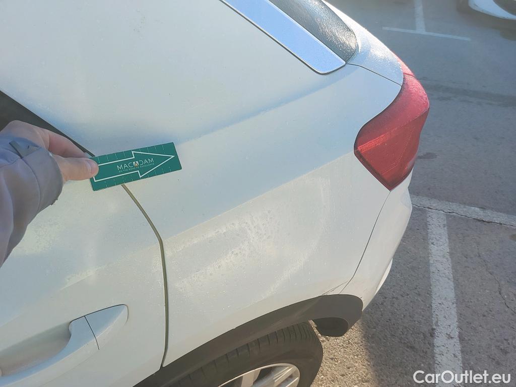  Volkswagen  T-ROC VOLKSWAGEN  / 2017 / 5P / todoterreno Advance 1.0 TSI 85kW (115CV) #9