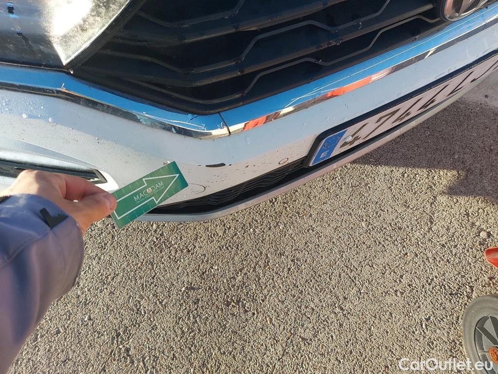  Volkswagen  T-ROC VOLKSWAGEN  / 2017 / 5P / todoterreno Advance 1.0 TSI 85kW (115CV) #23