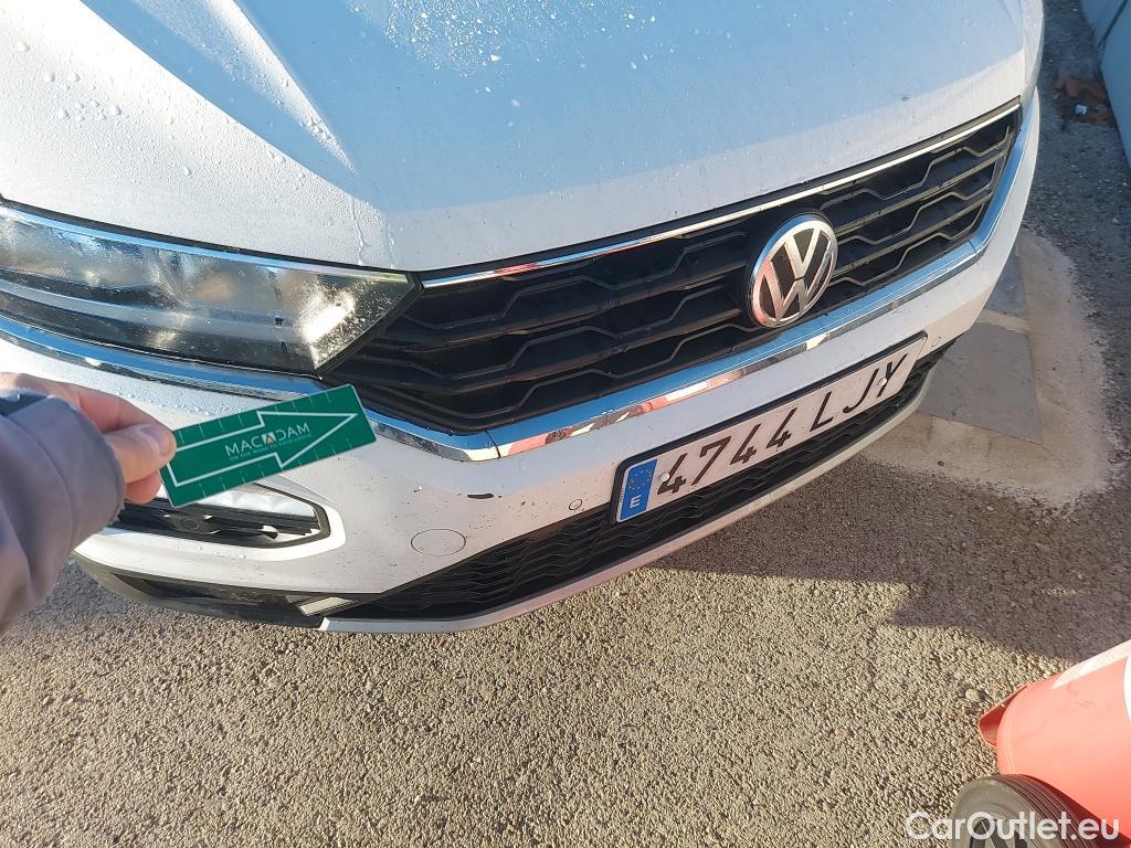  Volkswagen  T-ROC VOLKSWAGEN  / 2017 / 5P / todoterreno Advance 1.0 TSI 85kW (115CV) #22