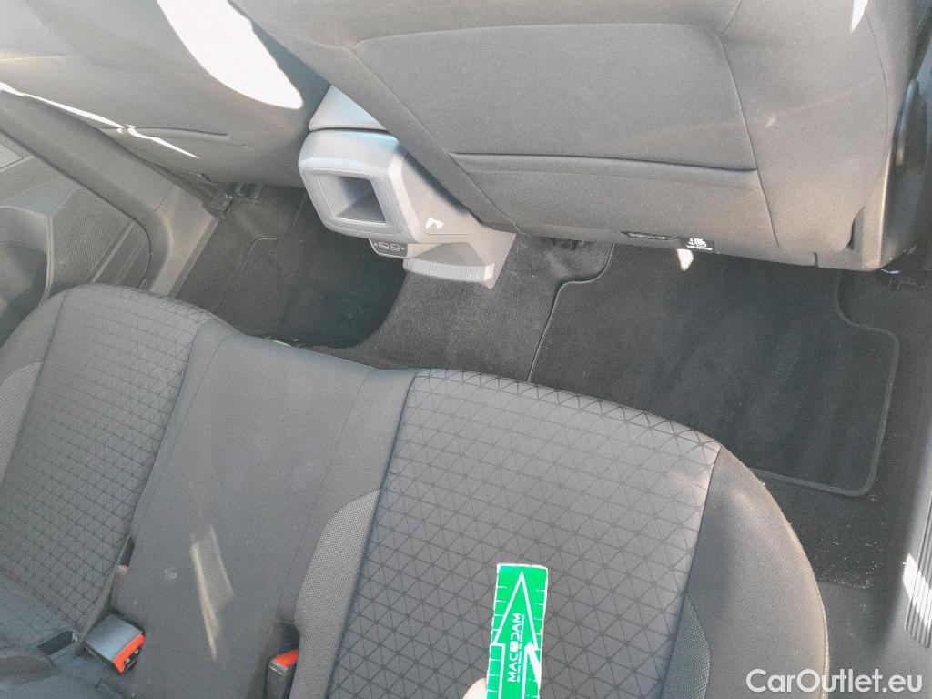  Volkswagen  T-CROSS VOLKSWAGEN  / 2018 / 5P / todoterreno Advance 1.0 TSI 85kW (115CV) DSG (AC) #2