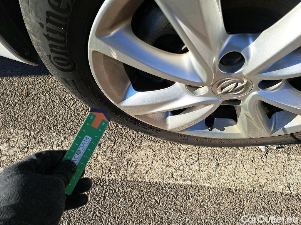  Opel  Corsa OPEL  1.2T XHL 74kW (100CV) Elegance #4