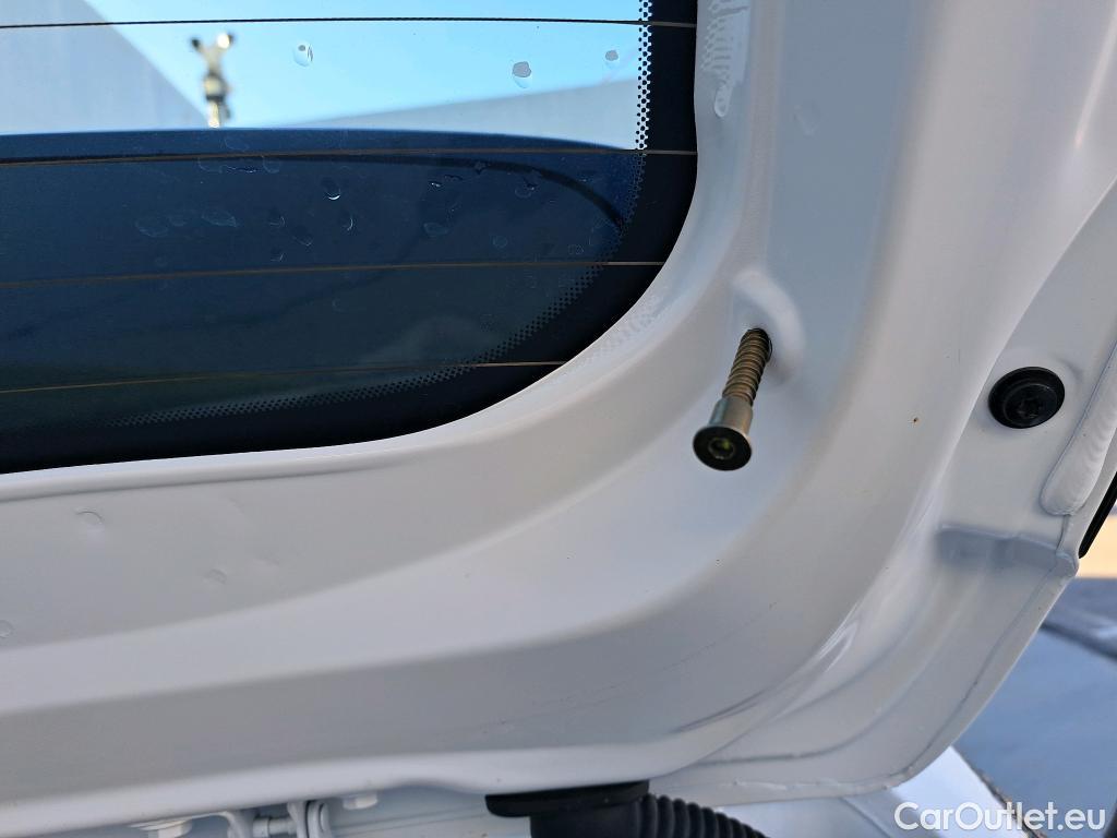  Opel  Corsa OPEL  1.2T XHL 74kW (100CV) Elegance #17