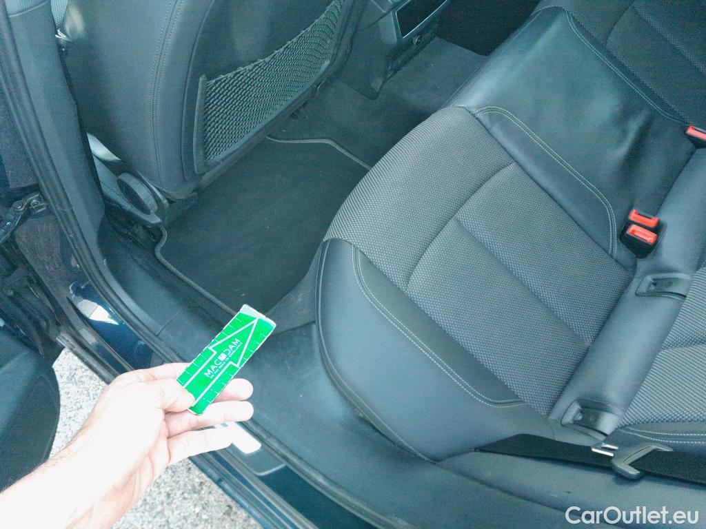  Audi  A6 AUDI  / 2018 / 5P / familiar Avant 50 TFSIe quattro-ultra Black Line #4