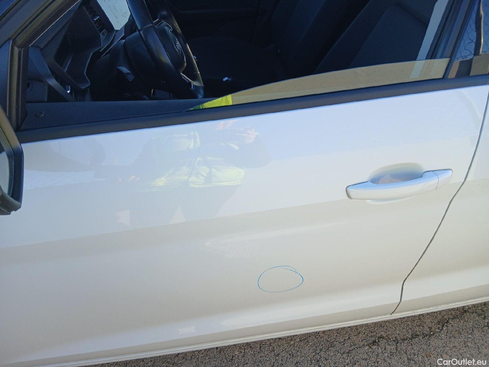  Audi  A1 Sportback AUDI A1 / 2018 / 5P / berlina con portón Sportback Advanced 30 TFSI 81kW (110CV) #13