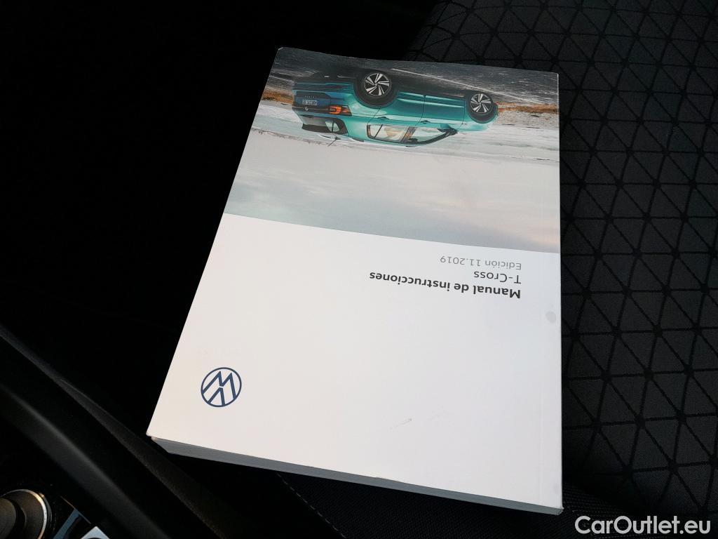  Volkswagen  T-CROSS VOLKSWAGEN  / 2018 / 5P / todoterreno Advance 1.0 TSI 85kW (115CV) DSG (AC) #3