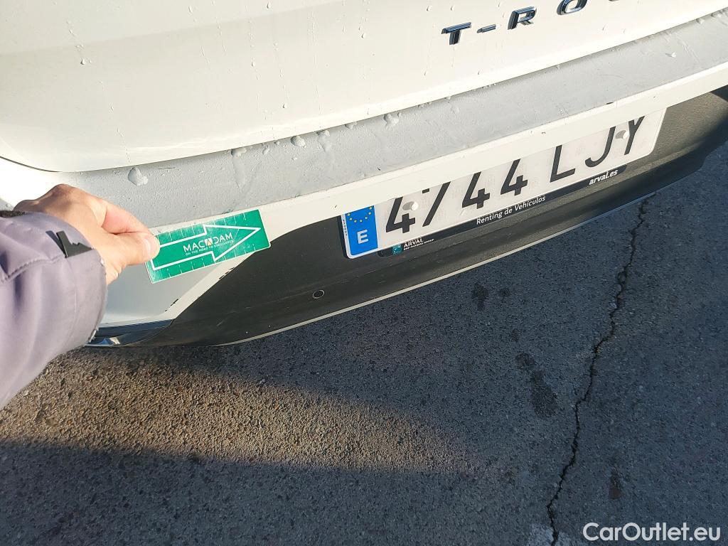  Volkswagen  T-ROC VOLKSWAGEN  / 2017 / 5P / todoterreno Advance 1.0 TSI 85kW (115CV) #30