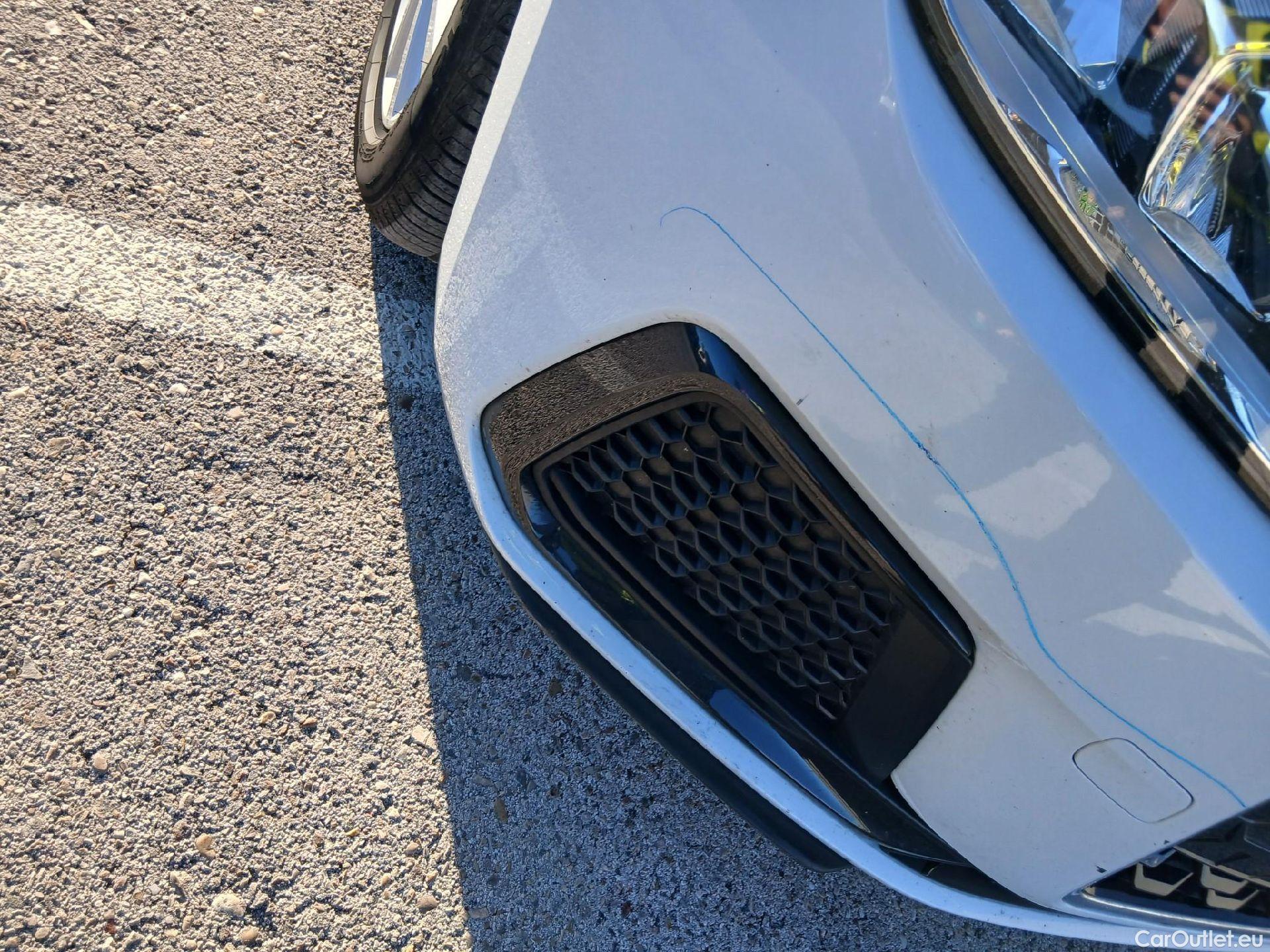  Audi  A1 Sportback AUDI A1 / 2018 / 5P / berlina con portón Sportback Advanced 30 TFSI 81kW (110CV) #8